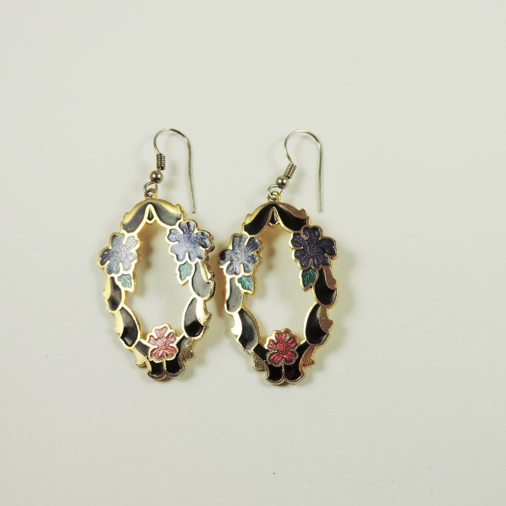 Vintage | Floral Hoops